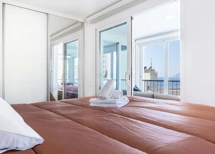 Halcon Deluxe 5-a * Benidorm