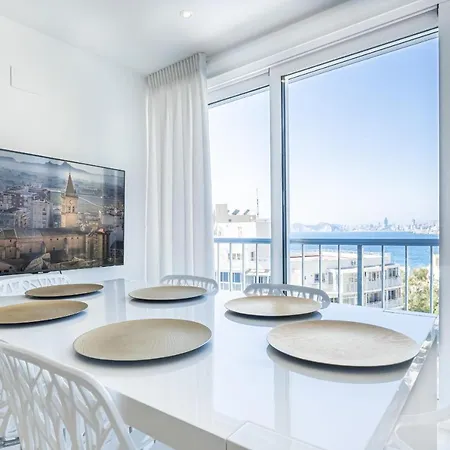 Halcon Deluxe 5-a Apartment